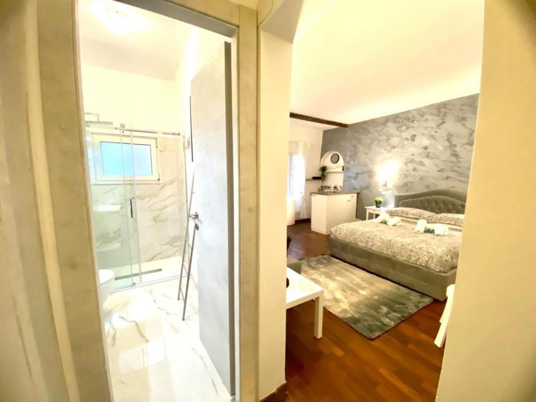 Navona Suite Viola Roma Esterno foto