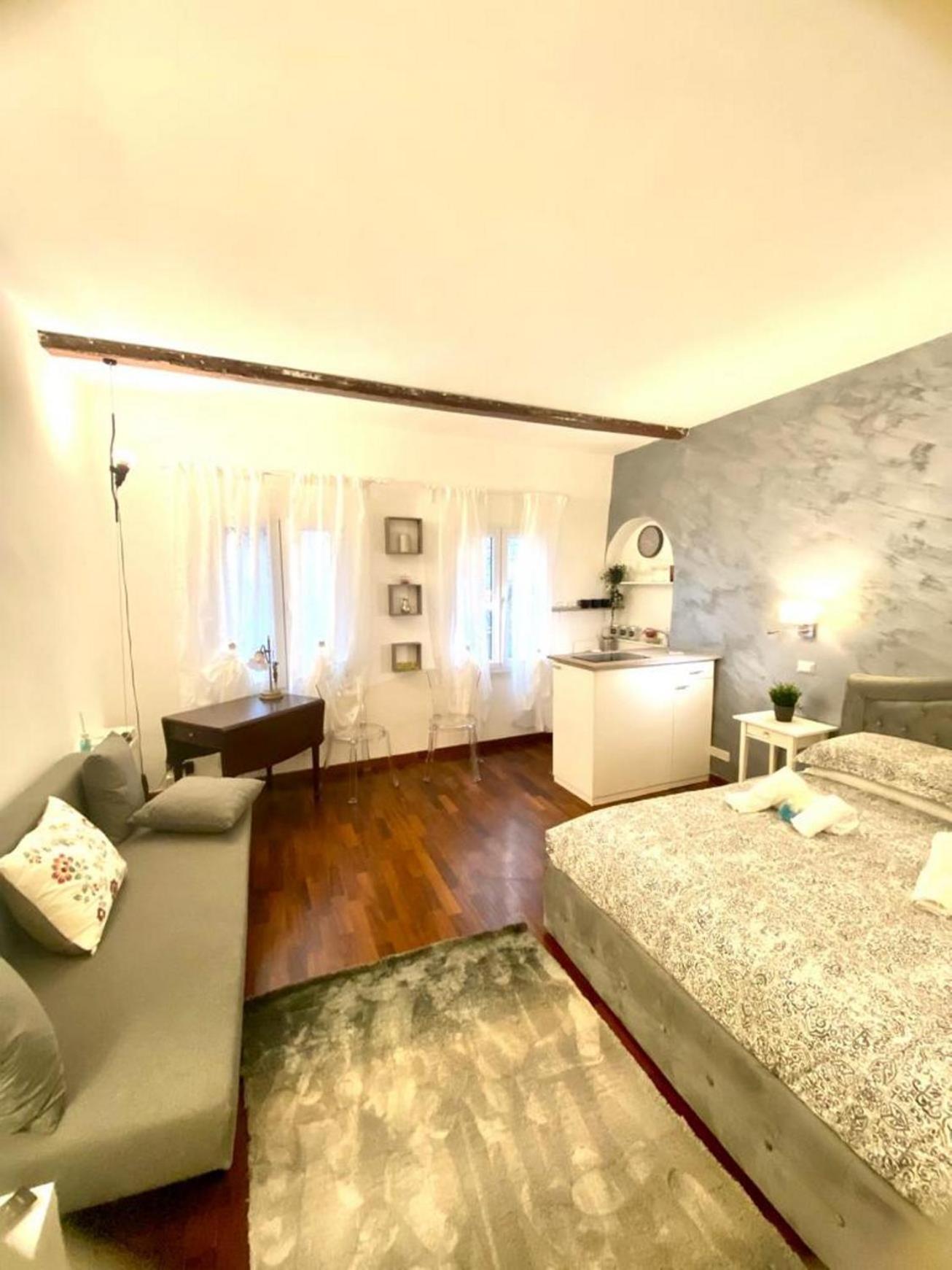 Navona Suite Viola Roma Esterno foto