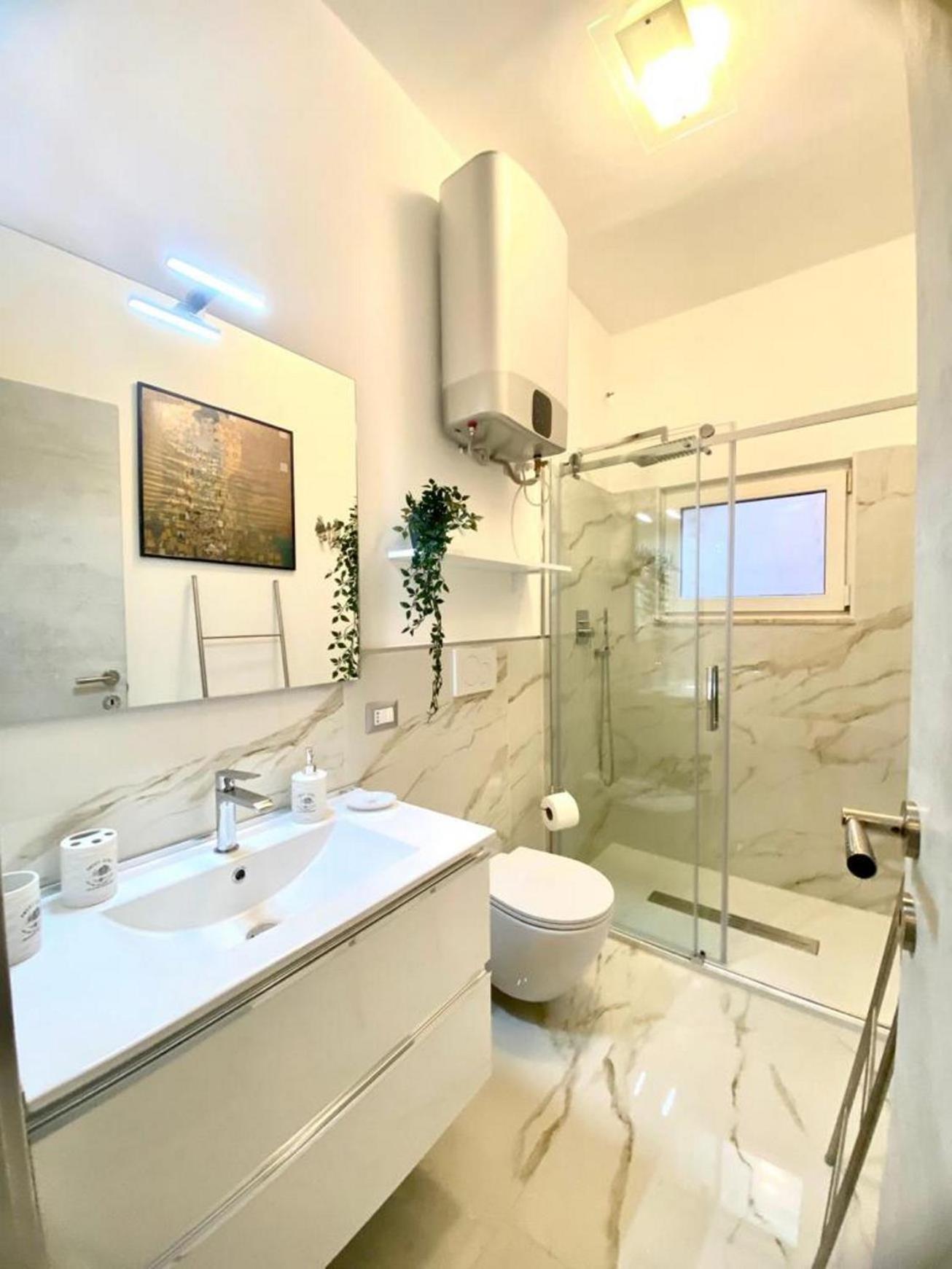 Navona Suite Viola Roma Esterno foto