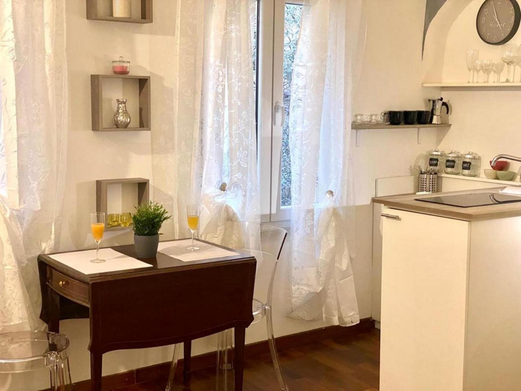 Navona Suite Viola Roma Esterno foto
